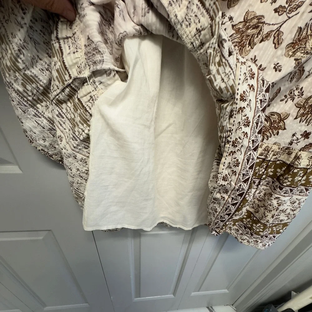 LOFT Women's Floral Tunic - Brown and Cream / Small - Picture 7 of 7